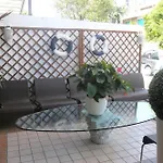 أمباسادور فندق