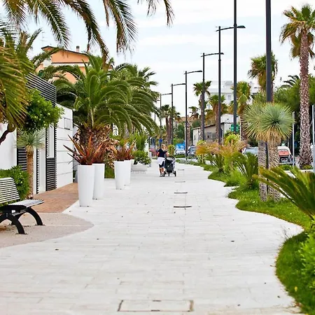 Ambassador 3* Grottammare