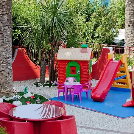 Ambassador 3* Grottammare