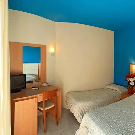 Ambassador Hotel Grottammare