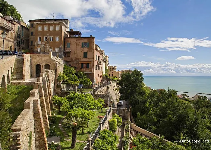 Ambassador Grottammare