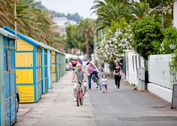 Ambassador Hotel Grottammare