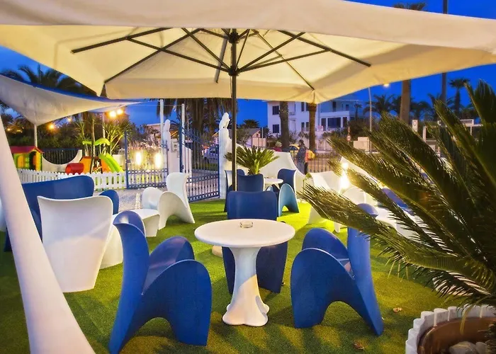 Hotel Ambassador 3*